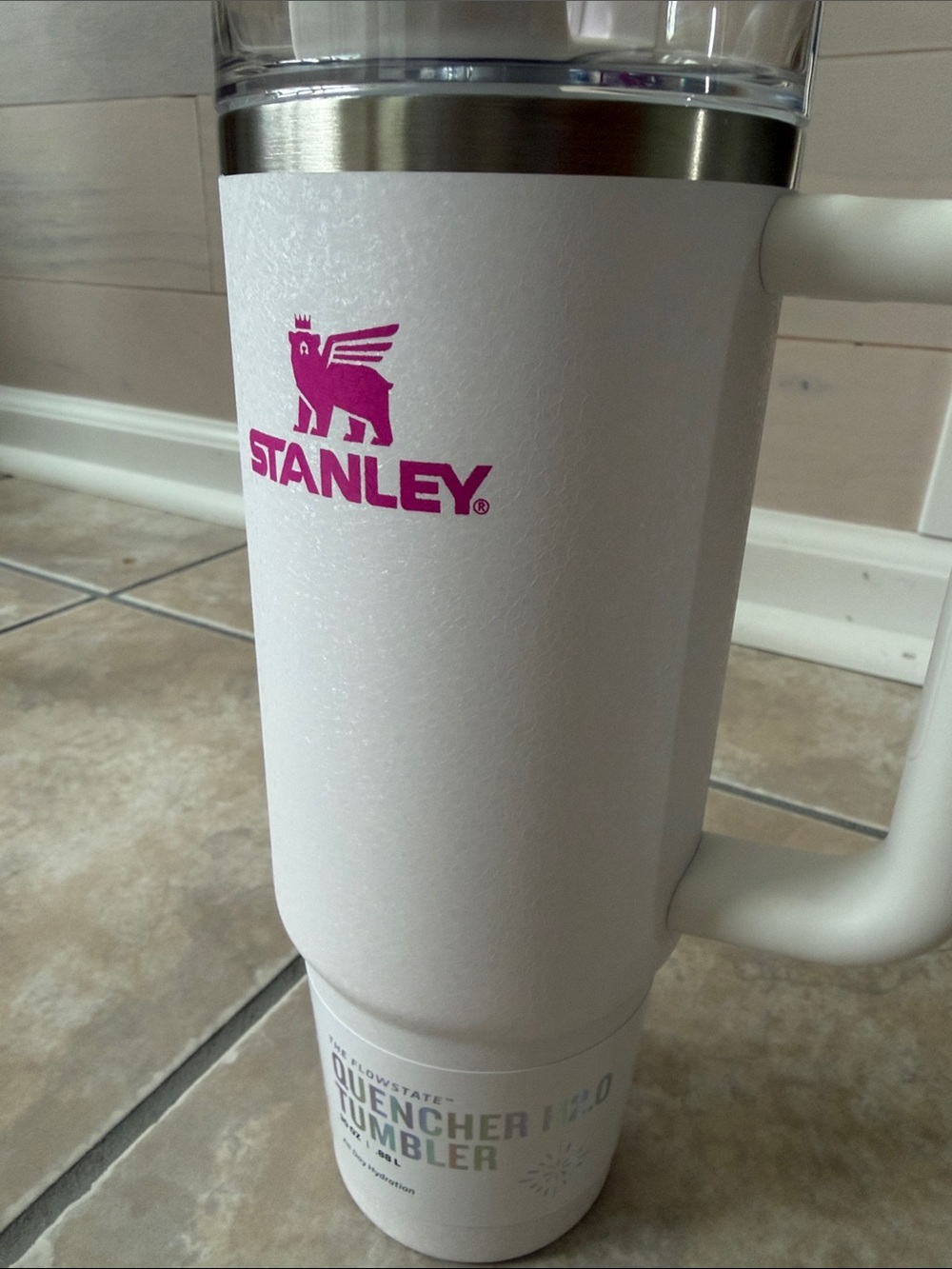 Stanley Flowstate Quencher H2.0 tumbler Crystal Crush 30 OZ - Picture 4 of 5
